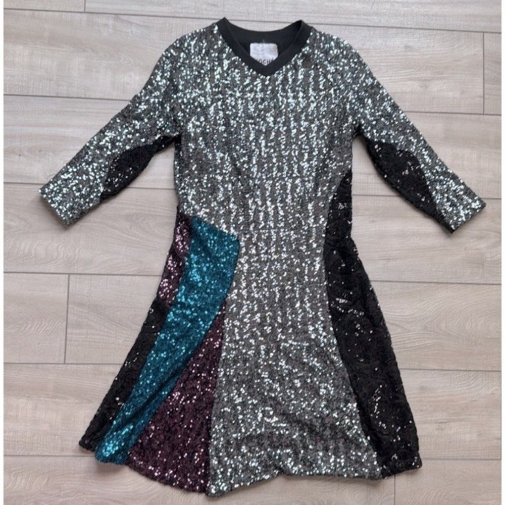 Sequin Fit & Flare Party Dress Lined V-neck stretchy pullover Silver Blue